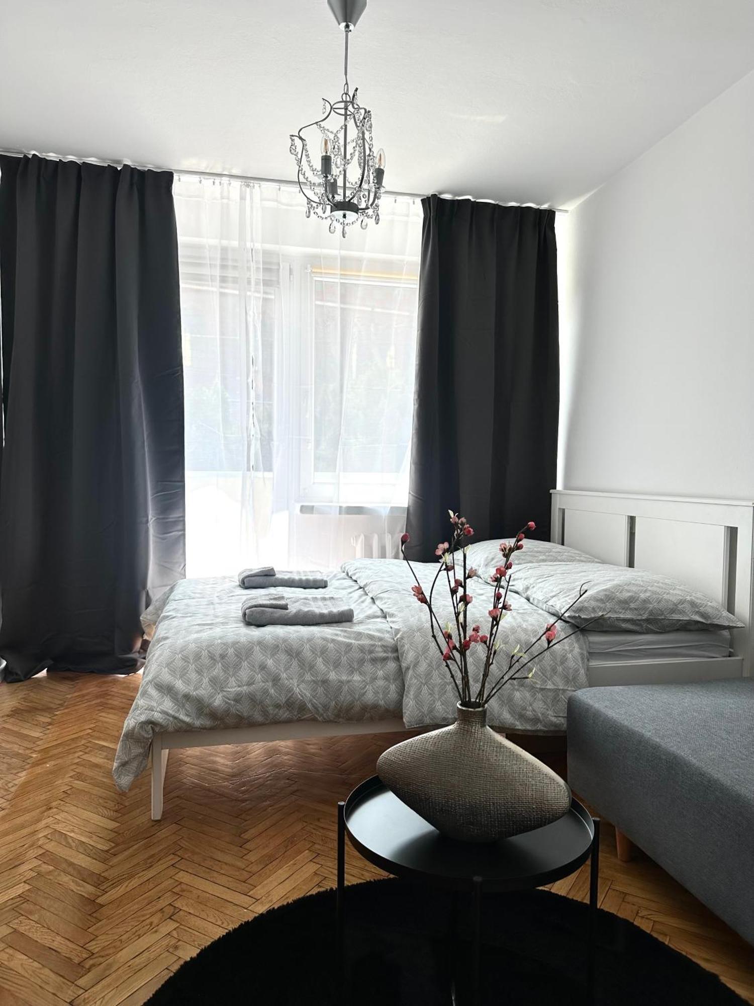 Wita Stwosza Apartment - Self Check-In 20H Βρότσλαβ Εξωτερικό φωτογραφία