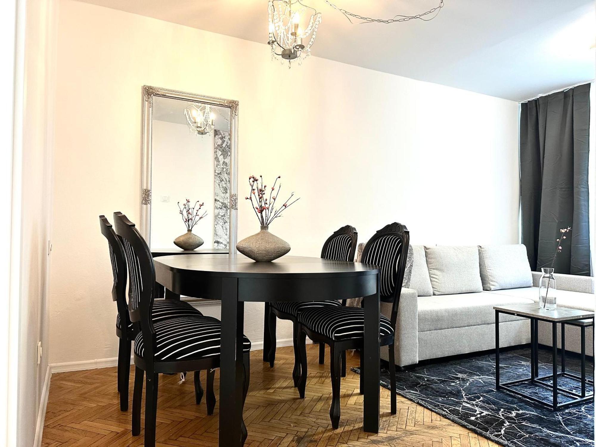 Wita Stwosza Apartment - Self Check-In 20H Βρότσλαβ Εξωτερικό φωτογραφία